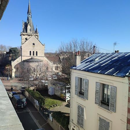 La Vie En Blanc Et Noir Maisons-Laffitte Appartement Buitenkant foto